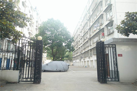 佛山中学附近舜和苑3室2厅1卫60万100m2中档装修出售